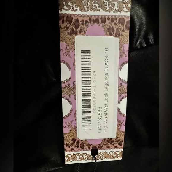 Boohoo High Waisted Shiny Leggings - Picture 7 of 7